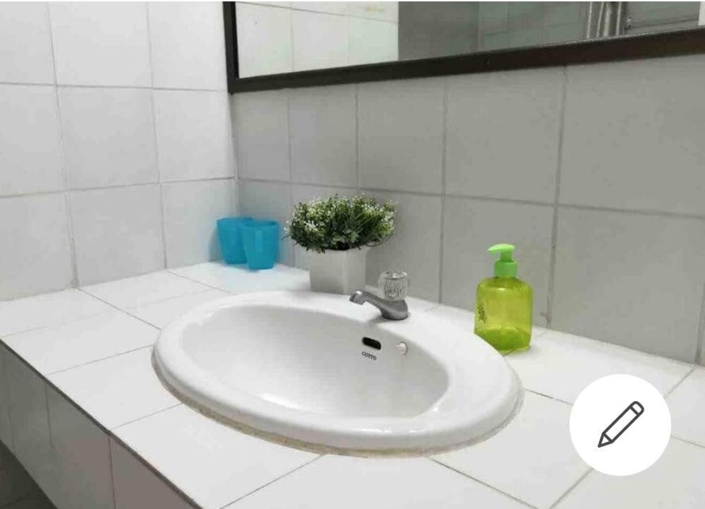 26 Condo With Pool Opposite The Train Station, Near Old City And Nimman Chiang Mai Zewnętrze zdjęcie